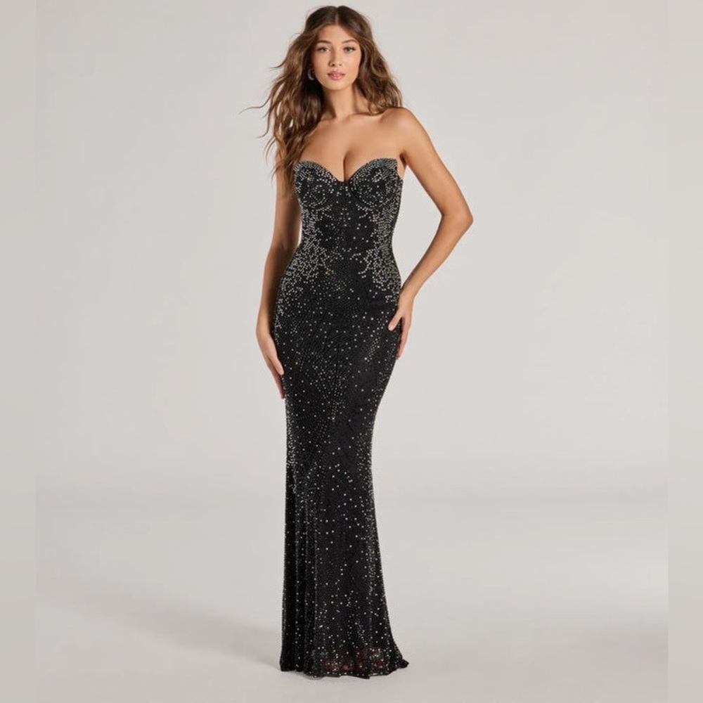 Adelyn Rhinestone Mesh Strapless Mermaid Dress